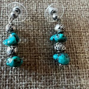 Native American Heishi Turquoise Earrings !!! Turquoise and silver beads !!!